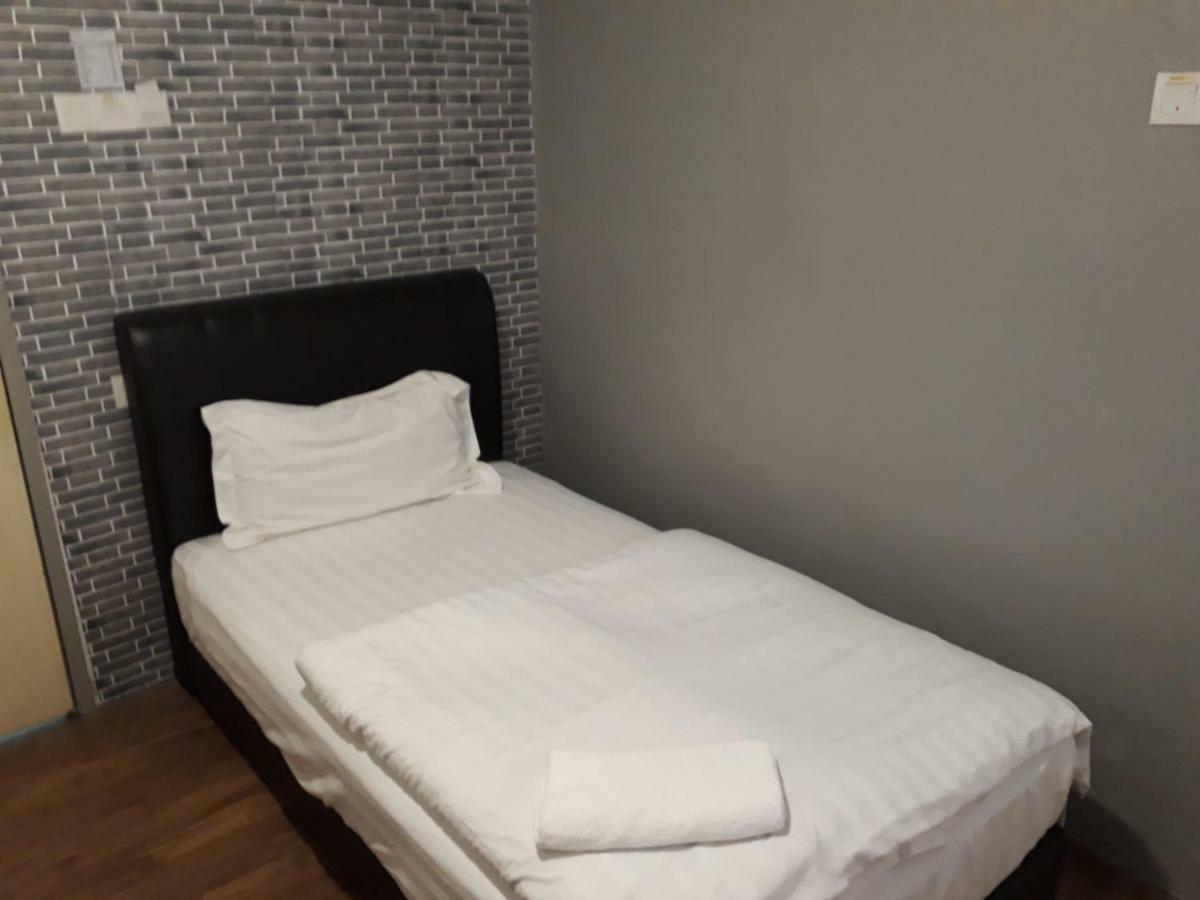 Hotel Zamburger Бентонг Экстерьер фото