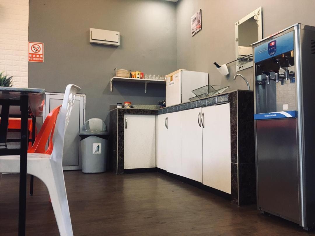 Hotel Zamburger Бентонг Экстерьер фото